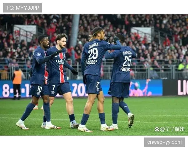 深度报道:剖析“战术云”平台如何帮助布雷斯特教练组制定针对巴黎的防守策略 深度报道:剖析“战术云”平台如何帮助布雷斯特教练组制定针对巴黎的防守策略